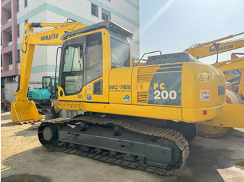 Escavadora de rastos KOMATSU PC200-8