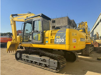 Escavadora de rastos KOMATSU PC200-8