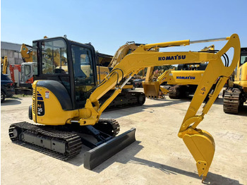 Mini escavadeira KOMATSU PC35