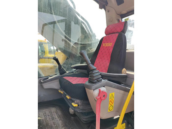 Escavadora de rastos VOLVO EC480DL: foto 4