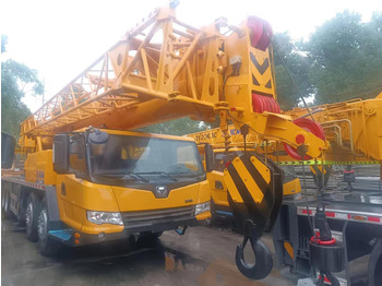 Grua móvel XCMG QY100K