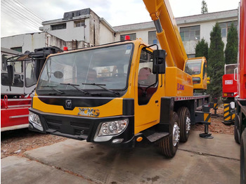 Grua móvel XCMG QY100K