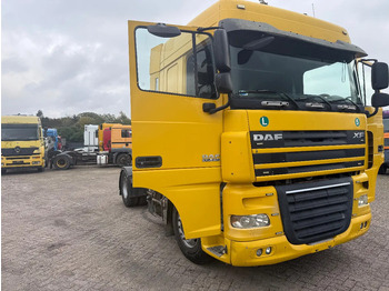 Tractor DAF XF 105 410