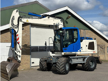 Escavadeira de rodas LIEBHERR A 914