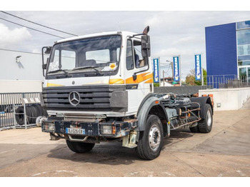 Camião polibenne MERCEDES-BENZ SK 2024
