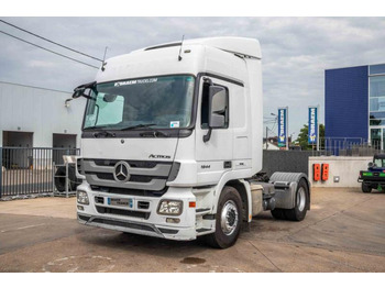 Tractor MERCEDES-BENZ Actros 1844