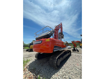 Escavadora de rastos DOOSAN DX300