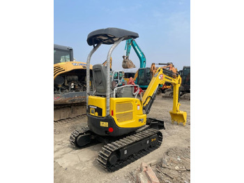 Mini escavadeira YANMAR VIO 17