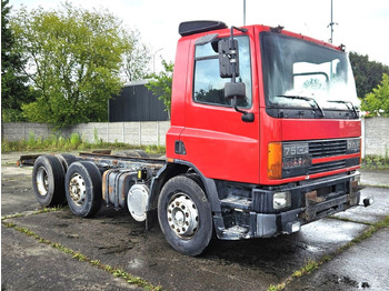 Camião chassi DAF CF 75 250
