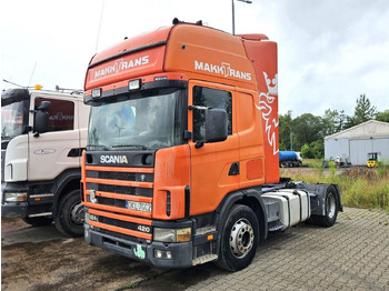 Tractor SCANIA 124