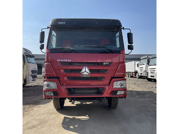 Camião SINOTRUK HOWO