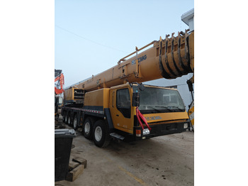 Grua móvel XCMG QY130K