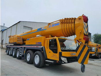 Grua móvel XCMG XCA260