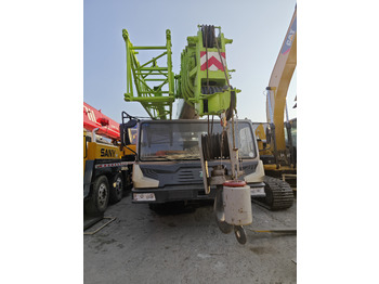 Grua móvel ZOOMLION ZTC500V