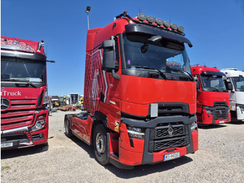 Tractor RENAULT T 520