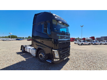 Tractor VOLVO FH