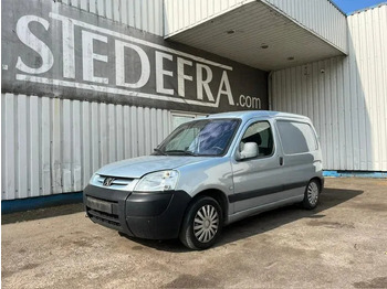 Furgão compacto PEUGEOT Partner