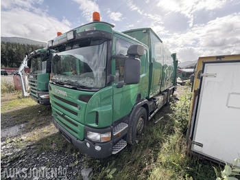 Caminhão de lixo SCANIA P