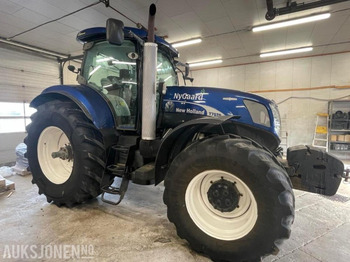 Trator 2011 New Holland T7070 Auto Command traktor. Nye dekk!: foto 1
