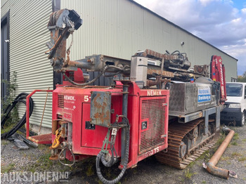 Máquina de perfuração