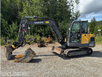 Escavadeira VOLVO EC55C