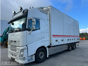 Camião furgão VOLVO FH 540