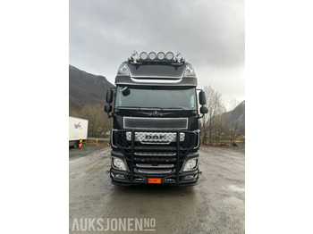 Tractor DAF XF 530