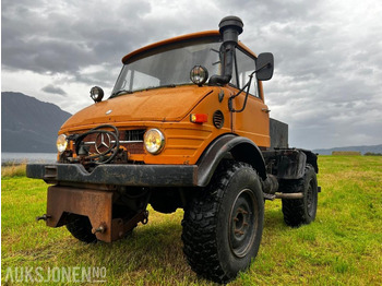Camião UNIMOG