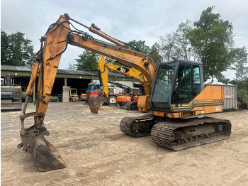 Escavadora de rastos CASE