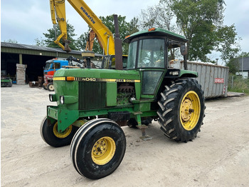 Trator JOHN DEERE 40 Series