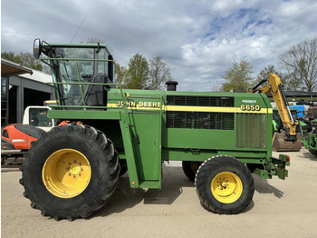 Picadora de forragem automotriz John Deere 6650 FOR PARTS: foto 2