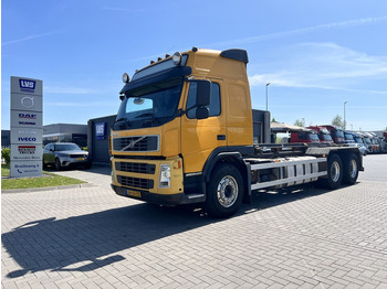 Camião com sistema de cabo VOLVO FM 480