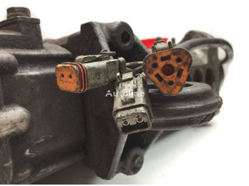 Bomba de combustivel para Camião Bosch 1364497   Scania 4-serie: foto 2