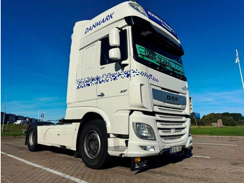Tractor DAF XF 530