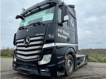 Tractor MERCEDES-BENZ Actros 1843