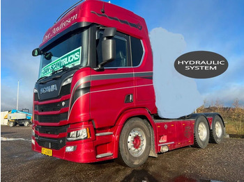 Tractor SCANIA R 650