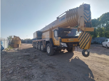 Grua móvel XCMG XCA240