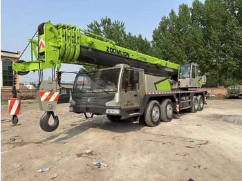 Grua móvel ZOOMLION ZTC700V