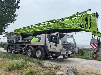 Grua móvel ZOOMLION ZTC800