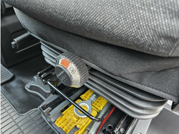 Furgão, Carrinha cabine dupla novo IVECO Daily 35S18HA8V DOKA Hi-Matic 12m³ 2xSchiebetür...: foto 4