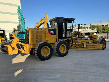Motoniveladora CATERPILLAR 140K