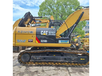 Escavadora de rastos CATERPILLAR 320D2
