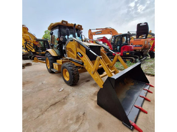 Retroescavadeira CATERPILLAR 420F