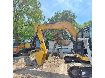 Escavadora de rastos CATERPILLAR