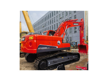 Escavadora de rastos DOOSAN DX225