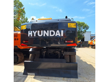 Escavadeira de rodas Hyundai 210w-9T wheel excavator: foto 4