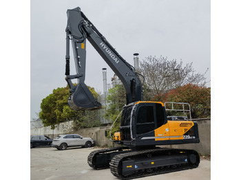 Escavadora de rastos HYUNDAI