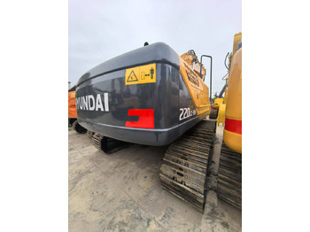 Escavadora de rastos Hyundai 220LC-9S Excavator: foto 5