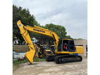 Escavadora de rastos KOMATSU PC220-8