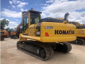 Escavadora de rastos KOMATSU PC200-8